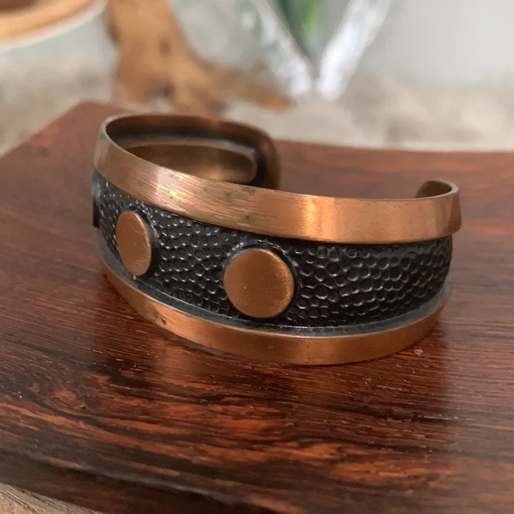 Vintage Copper Cuff Bracelet Marked Solid Copper‎